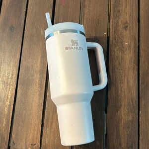 Stanley cup. Light pink